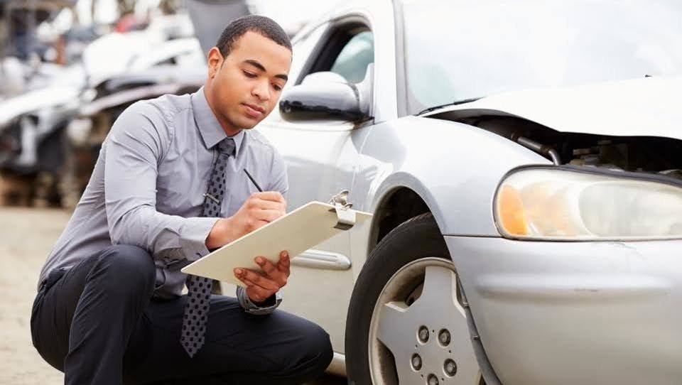 YOUR GUIDE TO WINNING A CAR ACCIDENT CLAIM