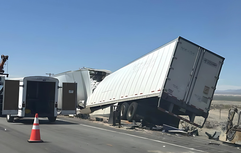 Pinal County Truck Accident Lawyer