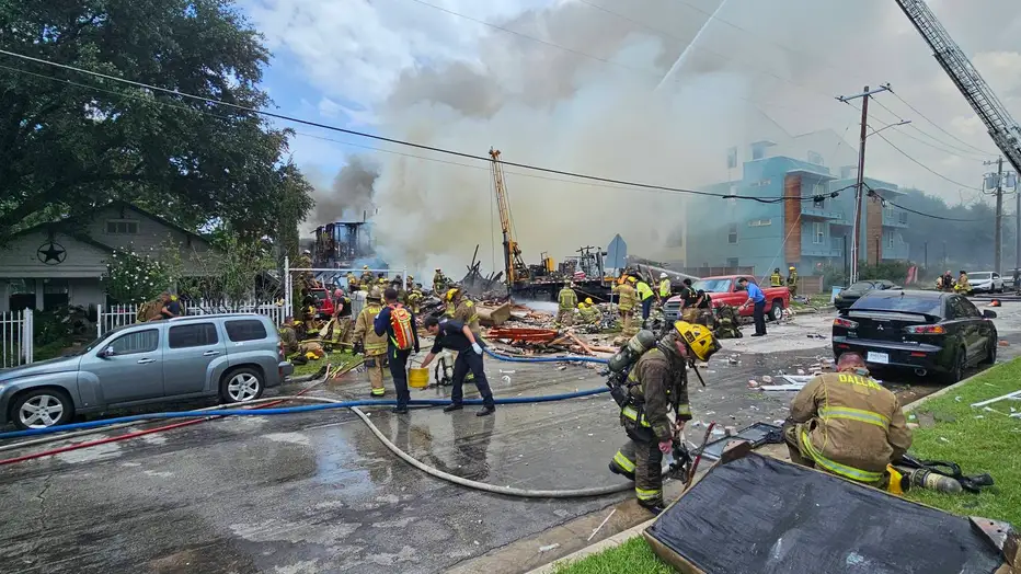 Dallas Oak Cliff Apartment Gas Explosion