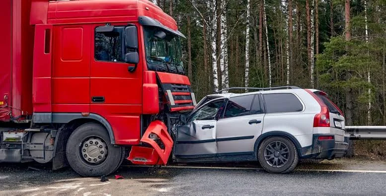Injured in an Underride or Override Truck Accident